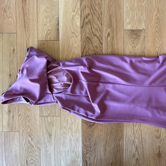 Gwyneth Gown - Picture 3 of 5